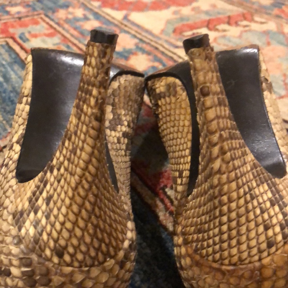 Vintage Stuart Weitzman Python Heels Y2k - image 6